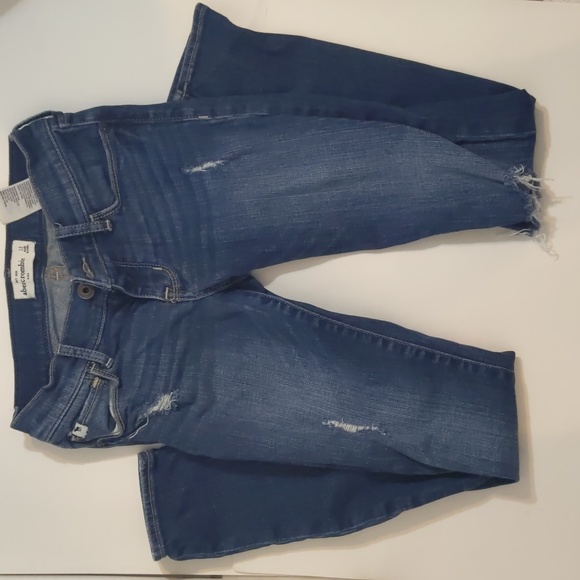 Abercrombie distressed skinny jeans - Picture 1 of 13